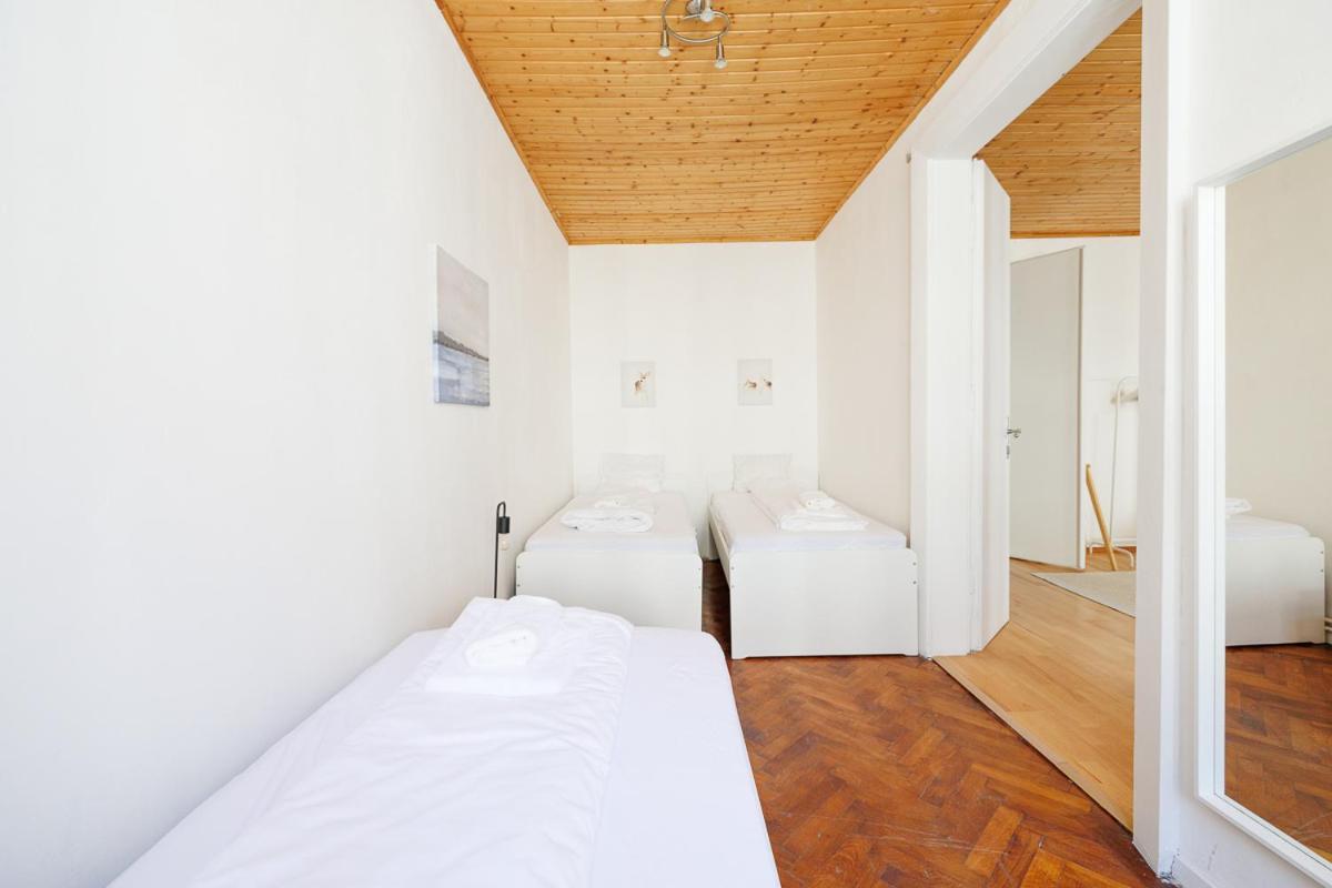 Wohnung Mit 9 Schlafplaetze #2 Vienna Exterior photo
